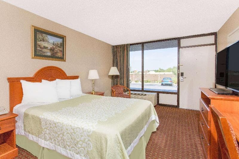 Days Inn By Wyndham Princeton 3