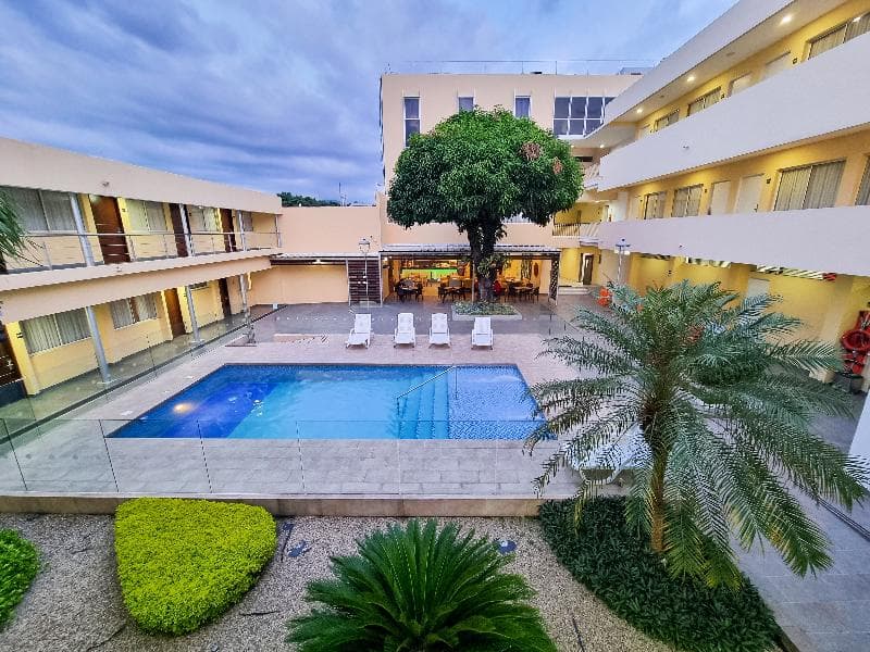 Arizona Suites 4