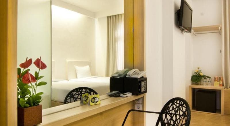 Kimono Hotel 3