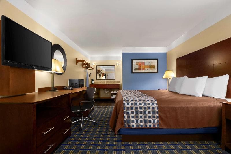Days Inn By Wyndham Fultondale 3