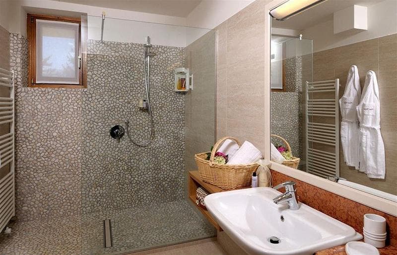 Tevini Dolomites Charming Hotel 5