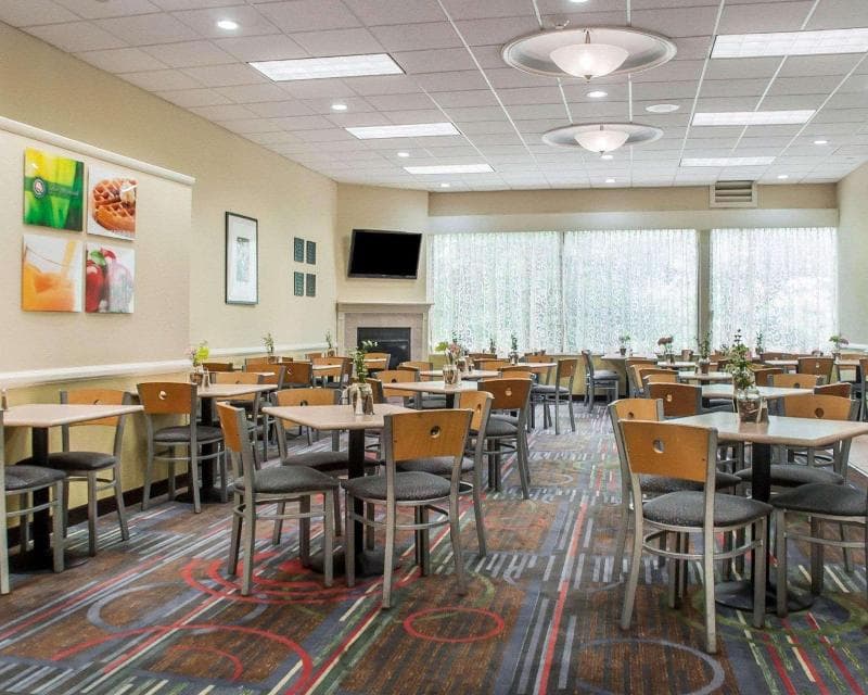 Quality Inn & Suites Vestal Binghamton 3