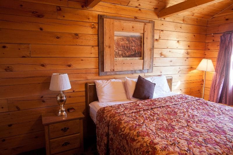 Harold's Place Cabins & Inn