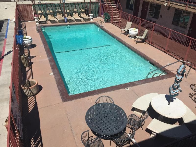 Park Avenue Inn And Suites 2