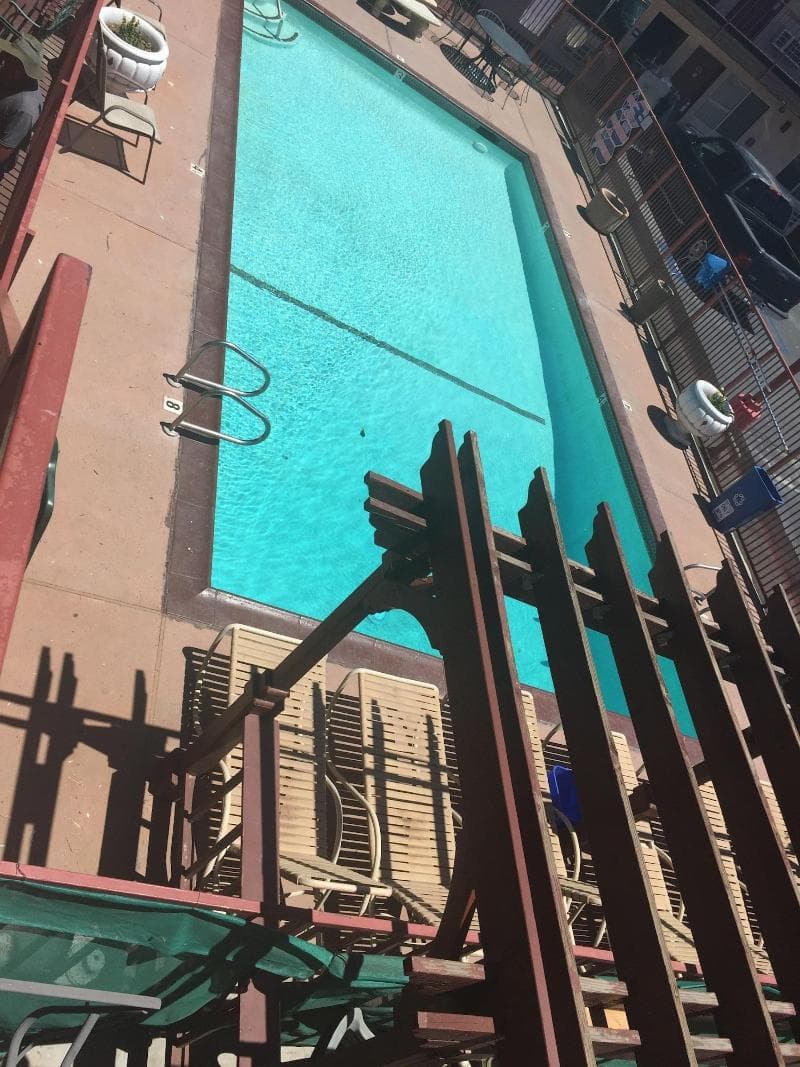 Park Avenue Inn And Suites 4