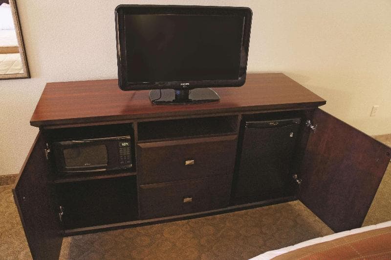 La Quinta Inn & Suites by Wyndham Bismarck 4
