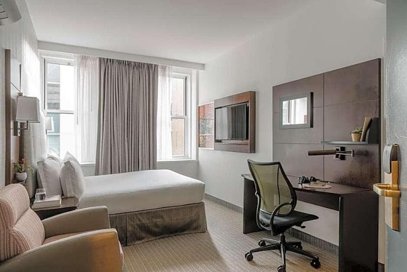 Club Quarters Hotel Boston 4