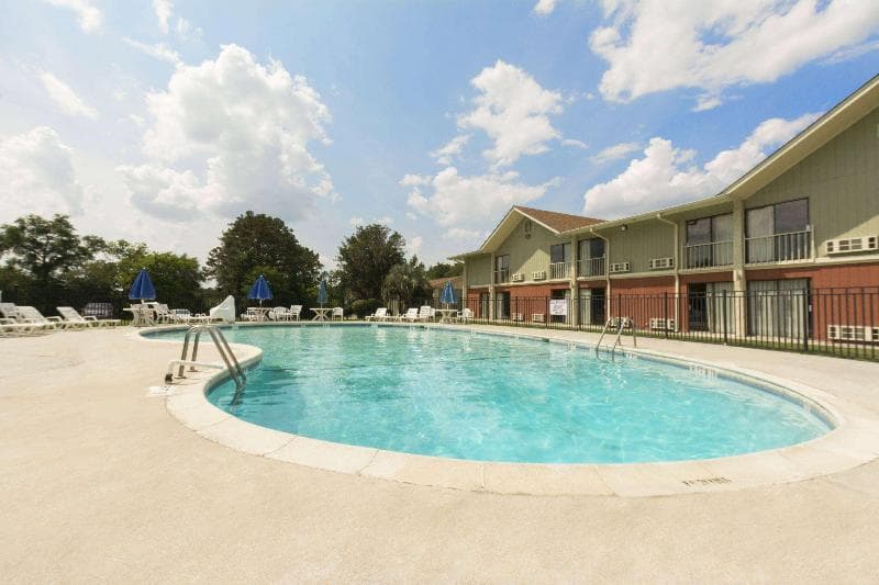Howard Johnson by Wyndham Beaufort/Parris Island 5