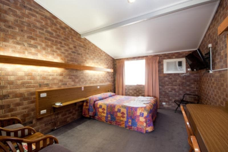 Allan Cunningham Motel main