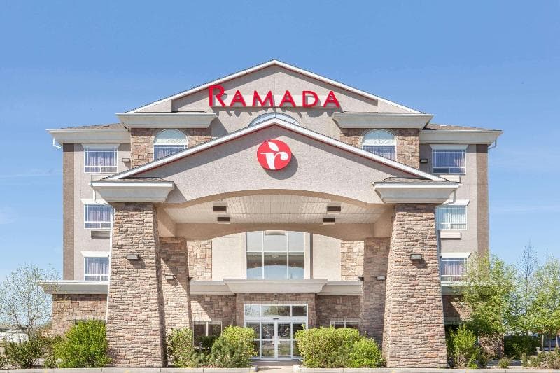 Ramada By Wyndham Brooks photo 1
