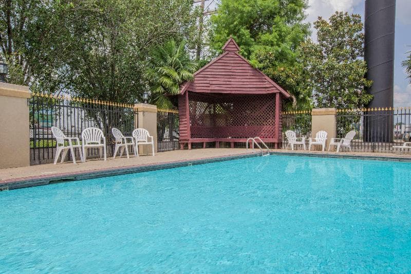Days Inn by Wyndham Denham Springs-Baton Rouge East 5