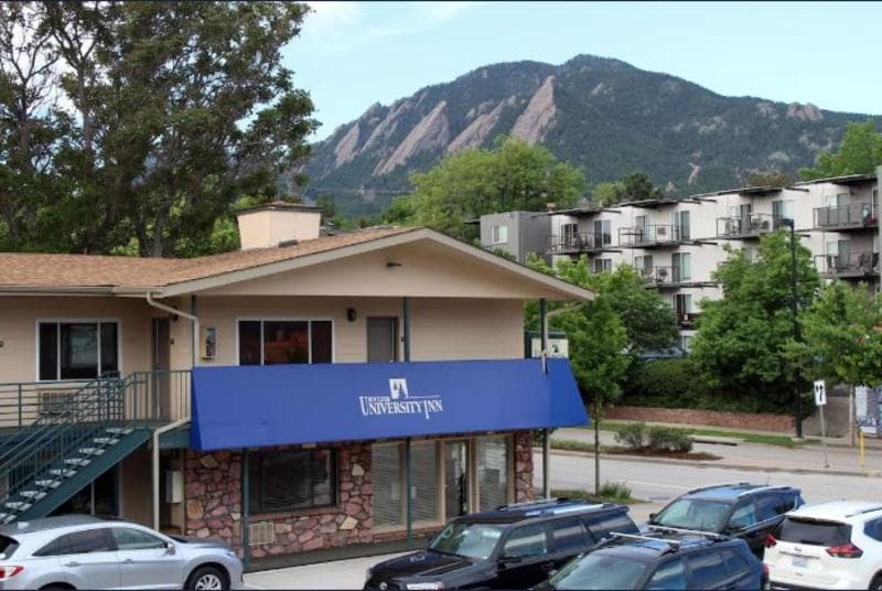 Boulder University Inn photo 1