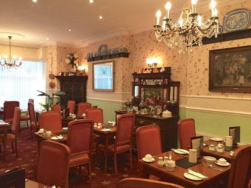 Pelham Lodge 2