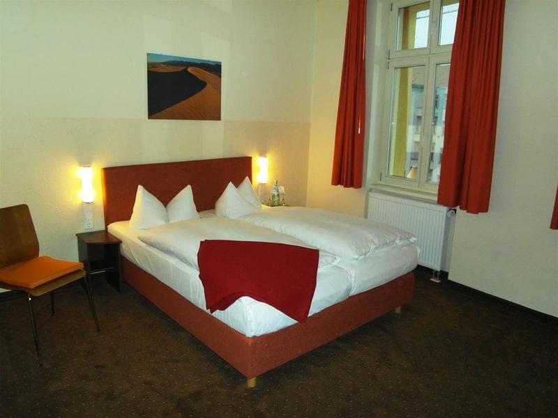 Melarose Feng Shui Hotel 4