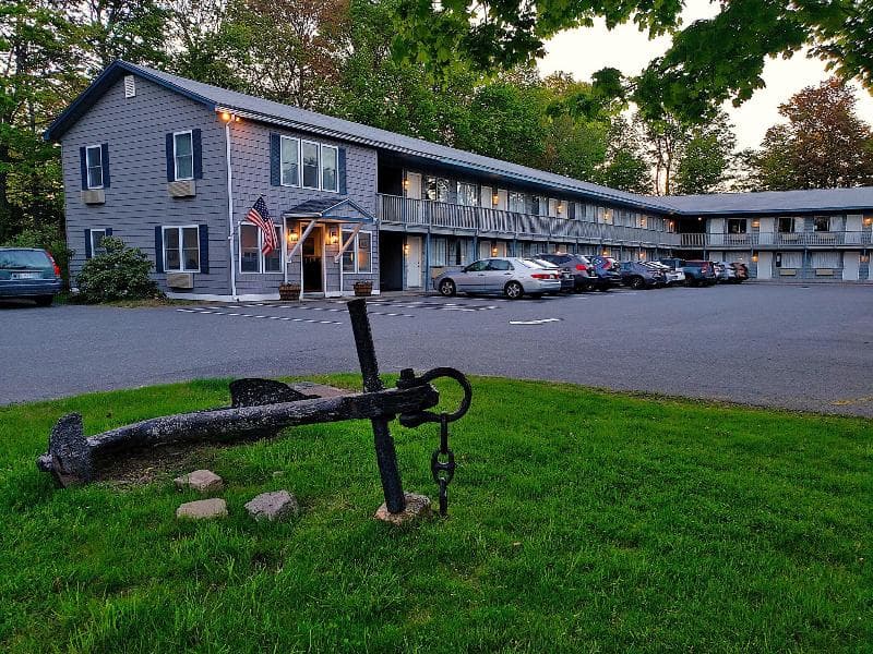 Anchorage Motel 4