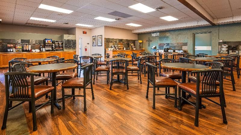 Best Western Center Pointe Inn 2