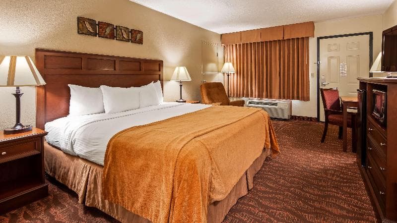 Best Western Center Pointe Inn 3