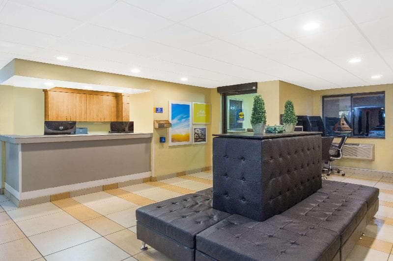 Days Inn Leominster/Fitchburg Area 5