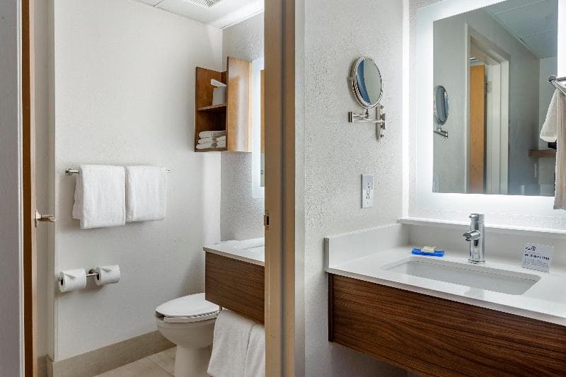 Holiday Inn Express Branson - Green Mountain Drive 4