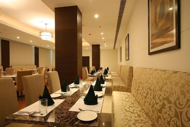 Four Points By Sheraton Vadodara 2