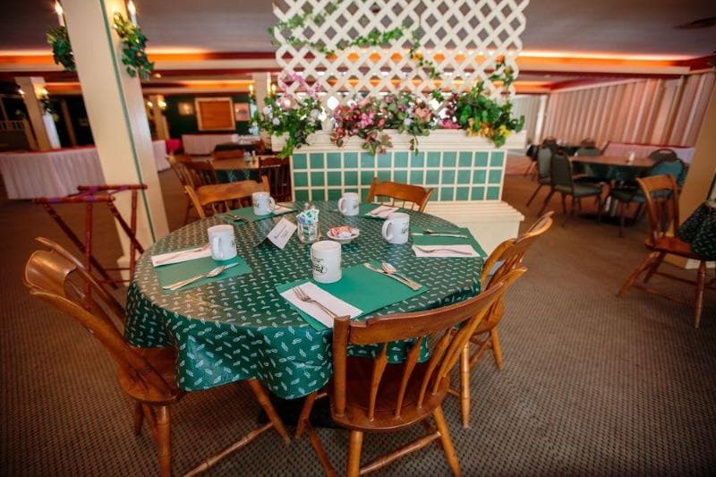 Town And Country Resort 4