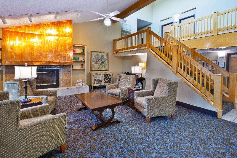 AmericInn by Wyndham Bay City 4