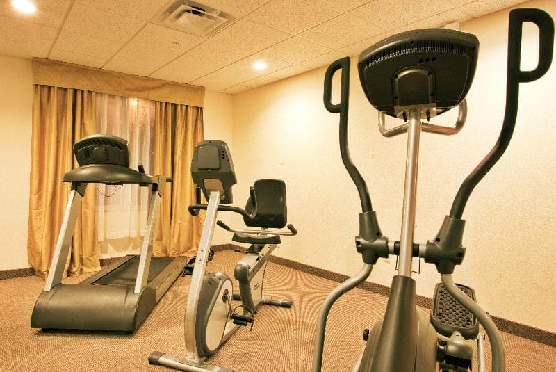 Holiday Inn Express & Suites Brooksville-I-75 2