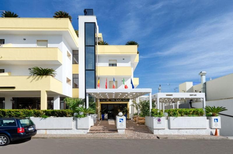 Hotel Luna main