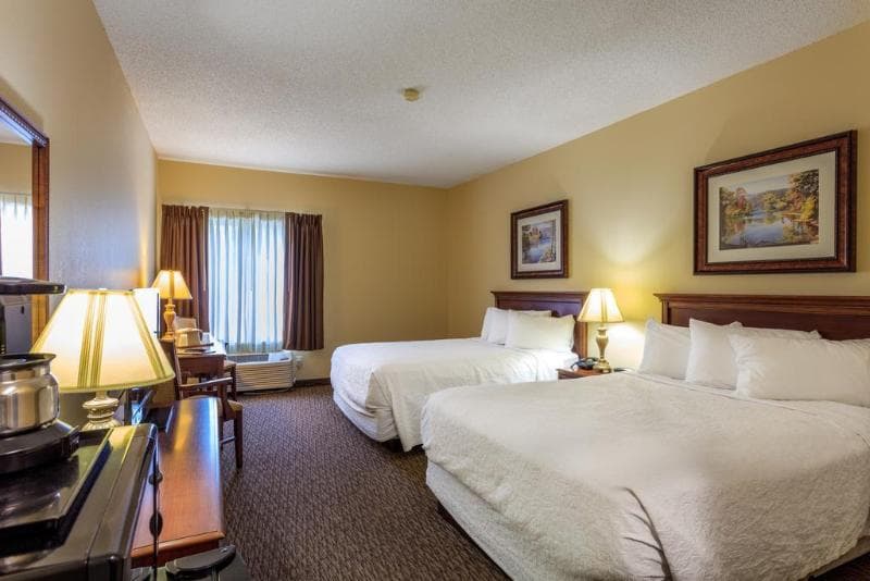 Branson Towers photo 1