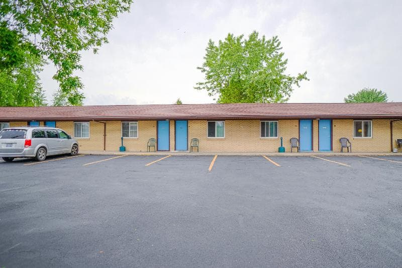 Bay Motel 3