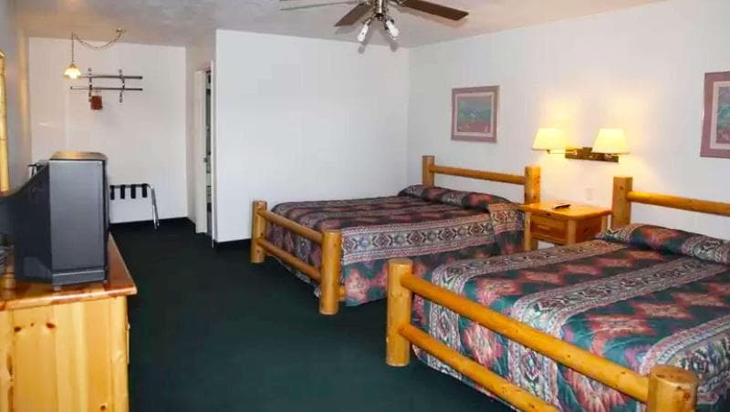 Marianna Inn 5