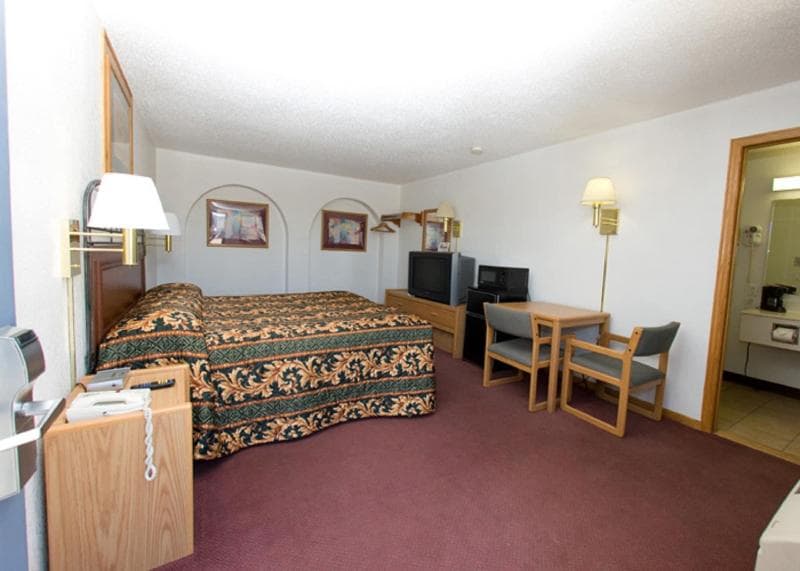 North Country Inn & Suites main