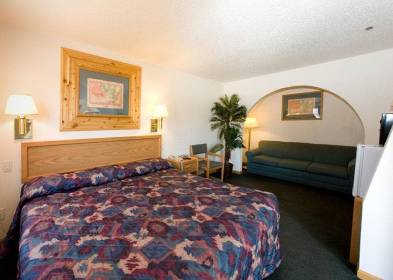 North Country Inn & Suites 3