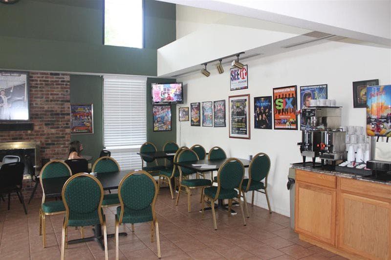Ozark Valley Inn photo 1
