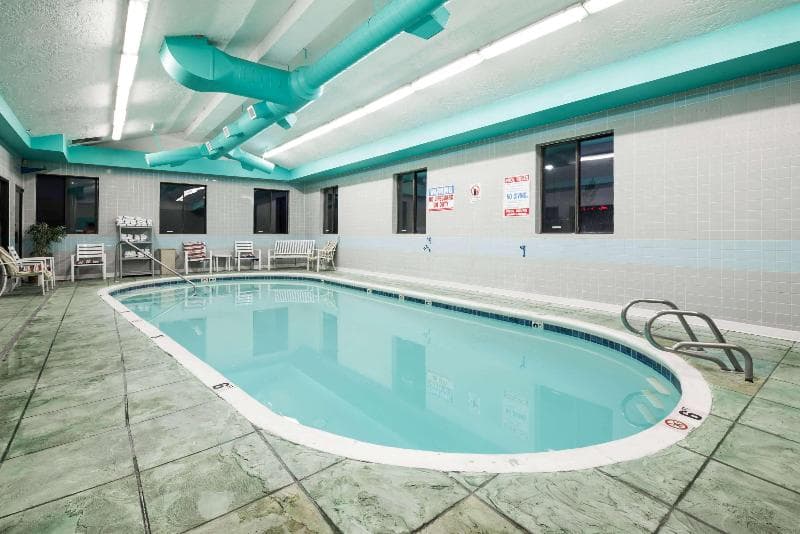 Super 8 By Wyndham Boise 5