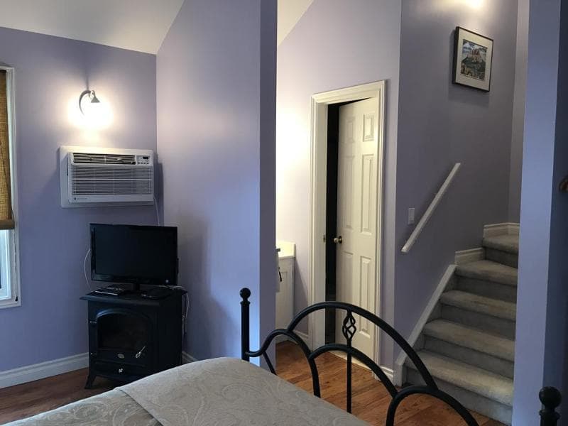 Lady Macdonald Country Inn 5