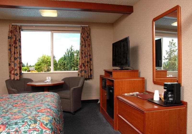 Redmond Inn 3