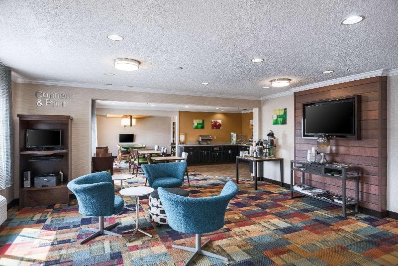 Quality Inn & Suites 3