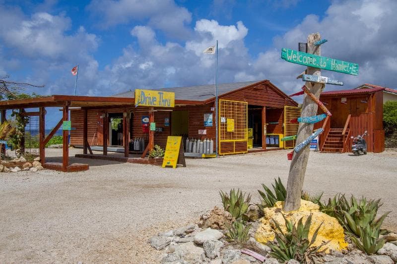 Hamlet Oasis Resort - Studios & Apartments main