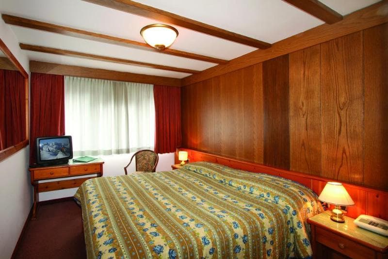 Schloss Hotel & Club Dolomiti Historic 5