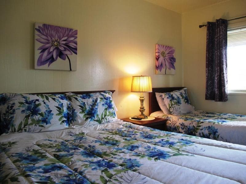 Sonoma Lodge photo 1