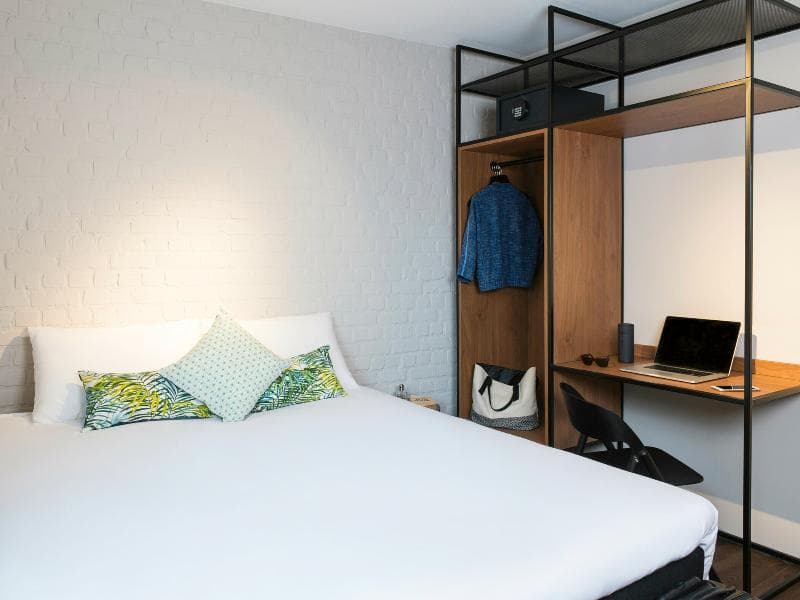 Ibis Brussels Centre Chatelain 4