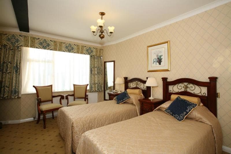 Deans Place Hotel 5