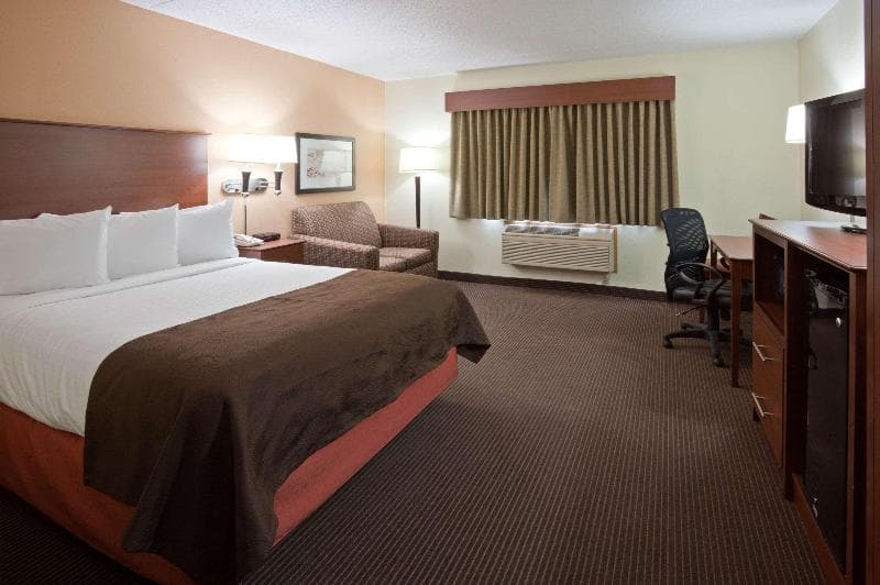 AmericInn by Wyndham Bismarck 4