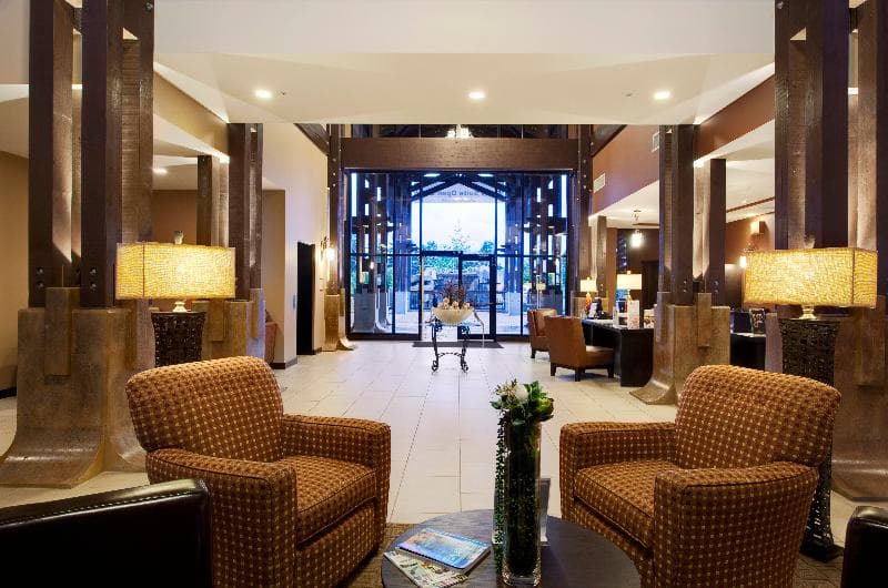 Sunrise Ridge Waterfront Resort 2
