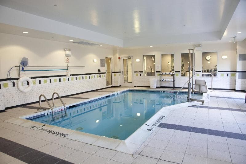 Fairfield Inn And Suites Bedford 2
