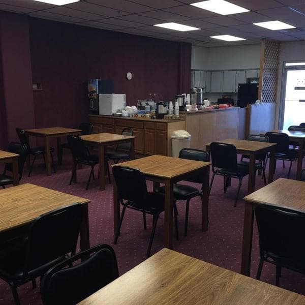 Willow Tree Inn 4