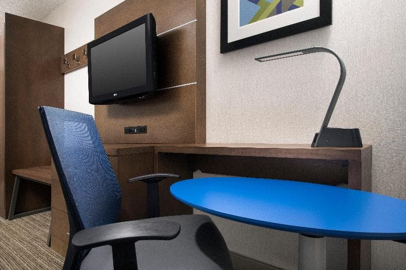 Holiday Inn Express Andover North-Lawrence 5