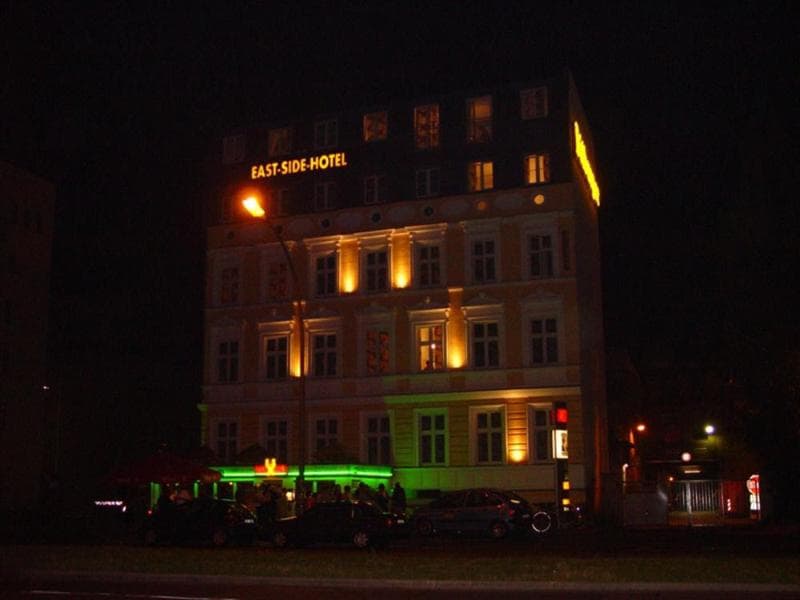 East Side Hotel 4
