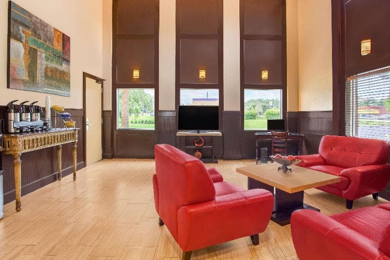 Days Inn by Wyndham Brooksville/Dade City 5